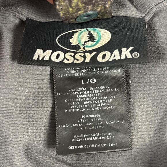 Mossy Oak Vintage Realtree camo zip-up hoodie with quilted lining and fleece - Picture 3 of 6
